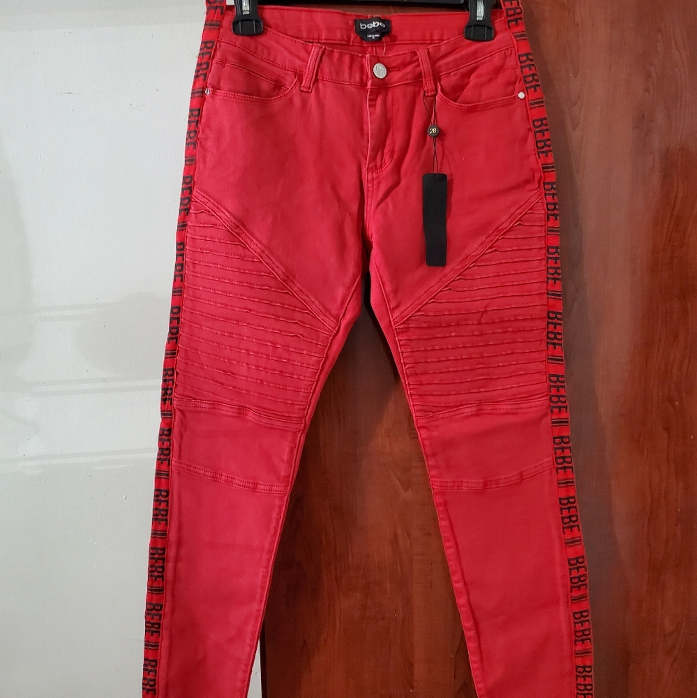 Bebe logo tape motor skinny.  Size 28